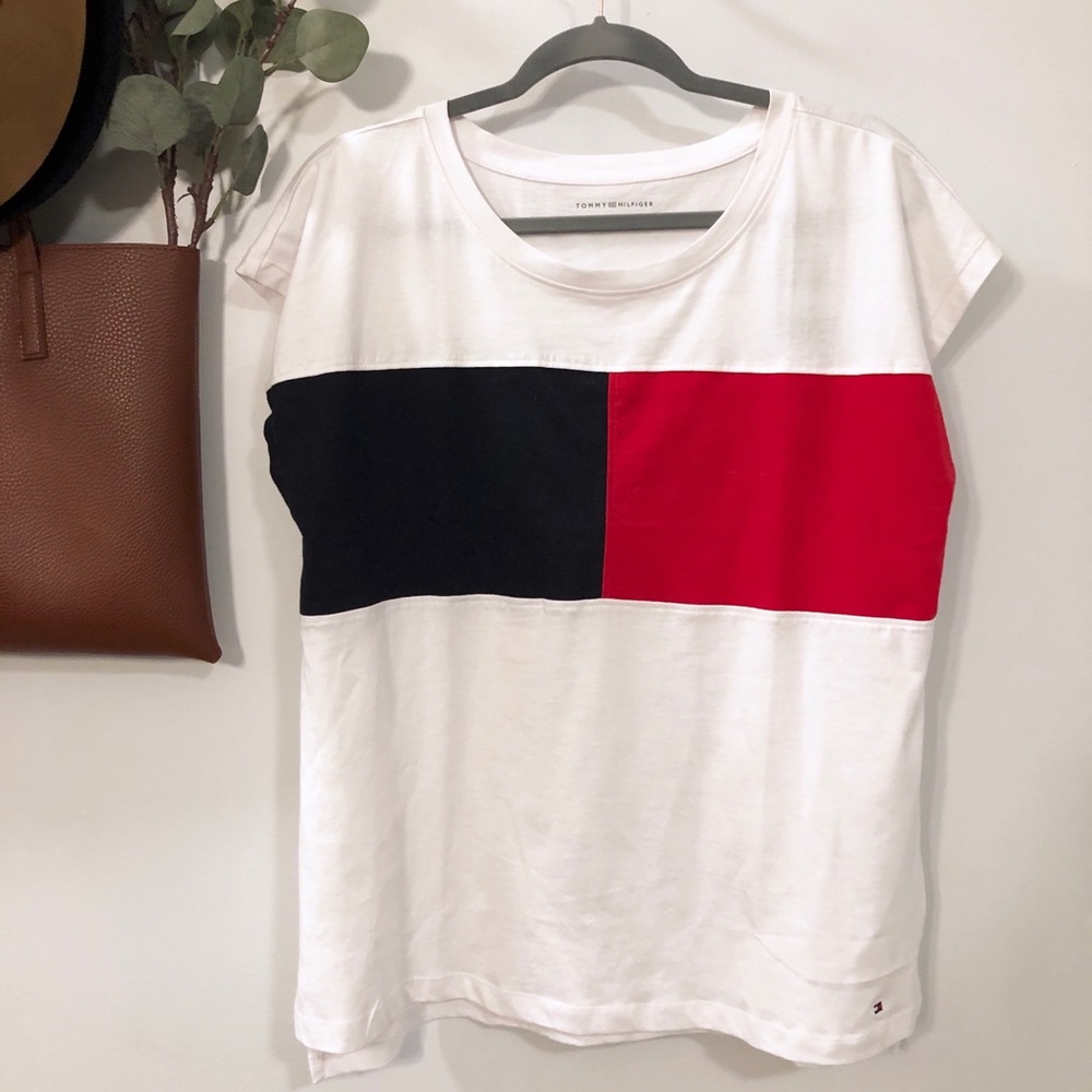 Tommy Hilfiger Flag Logo Sleeveless Tee white